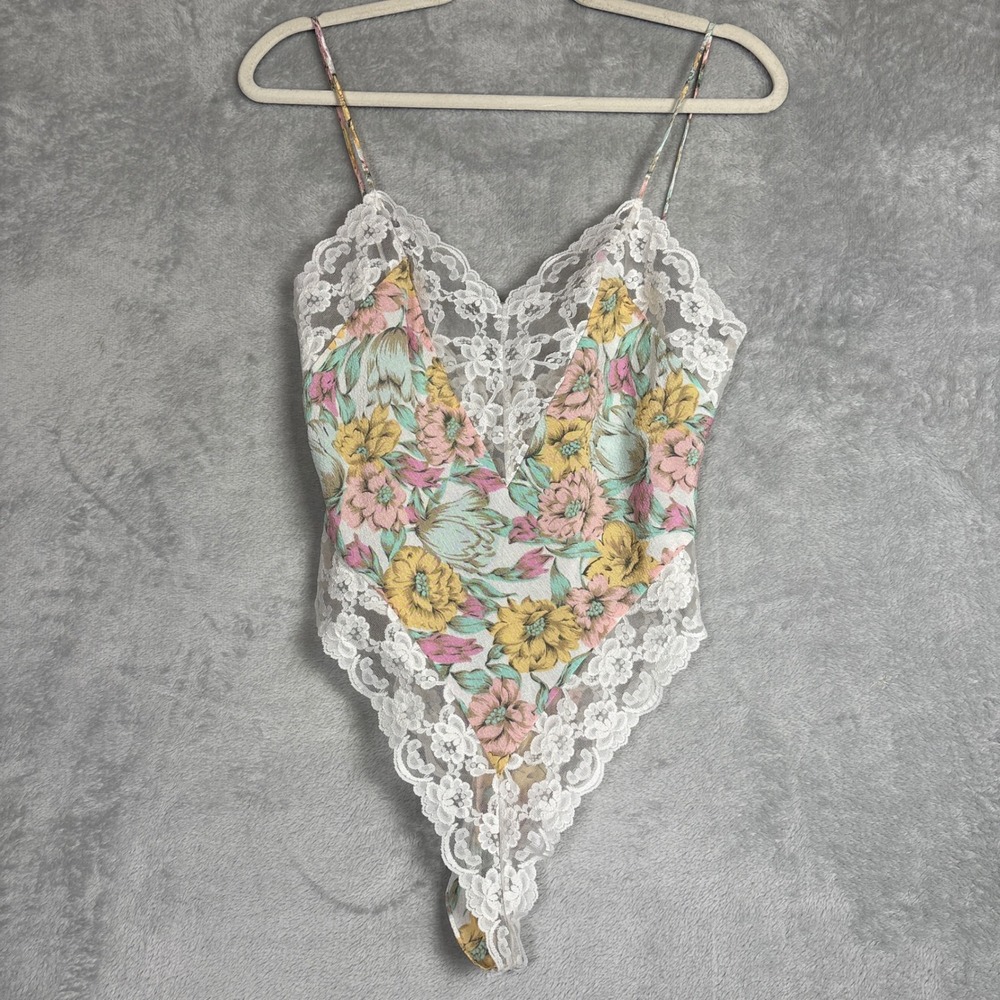Vintage Victorias Secret Gold‎ Label Floral Lace Bodysuit Teddy White Small
